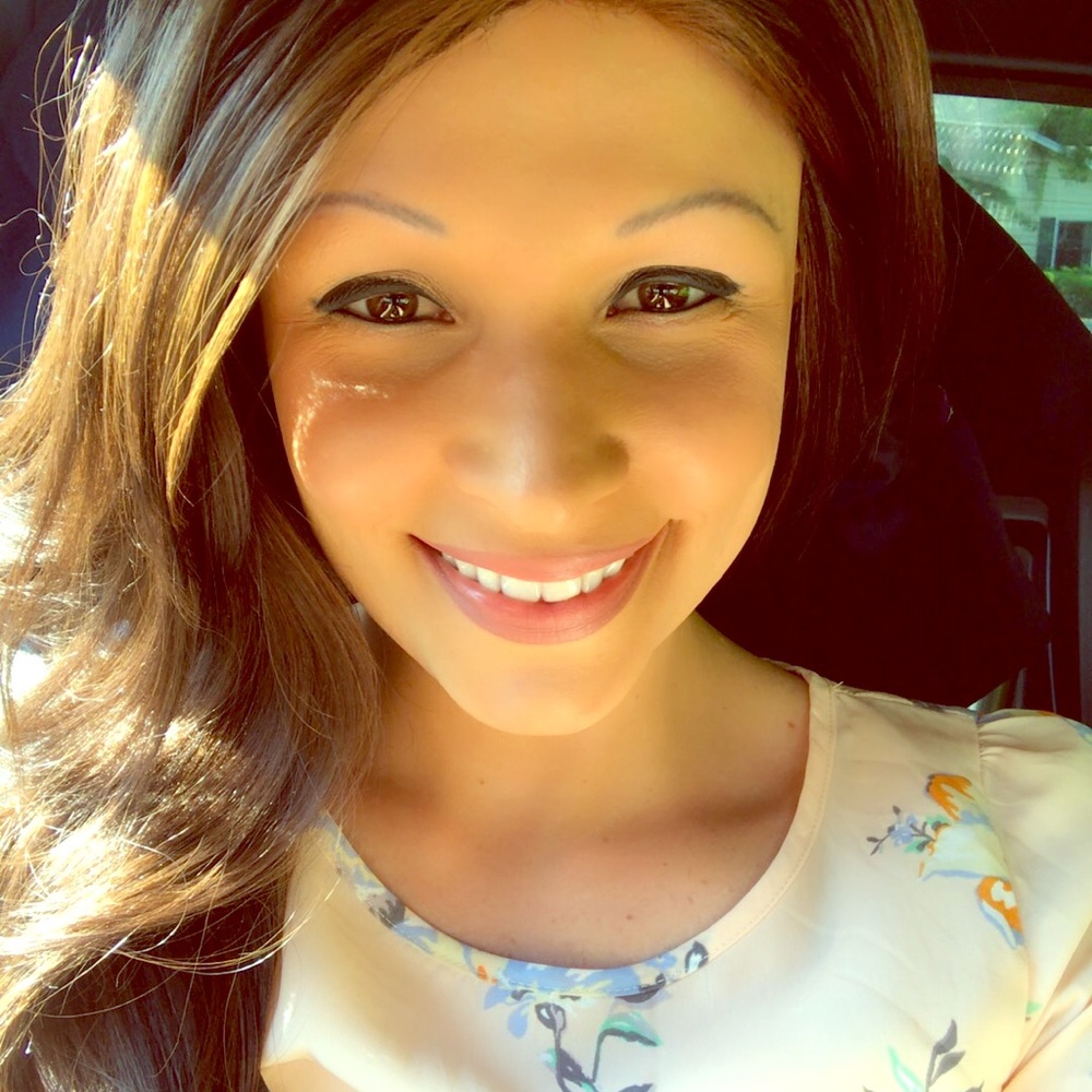 Meet your Posher, Stefanie